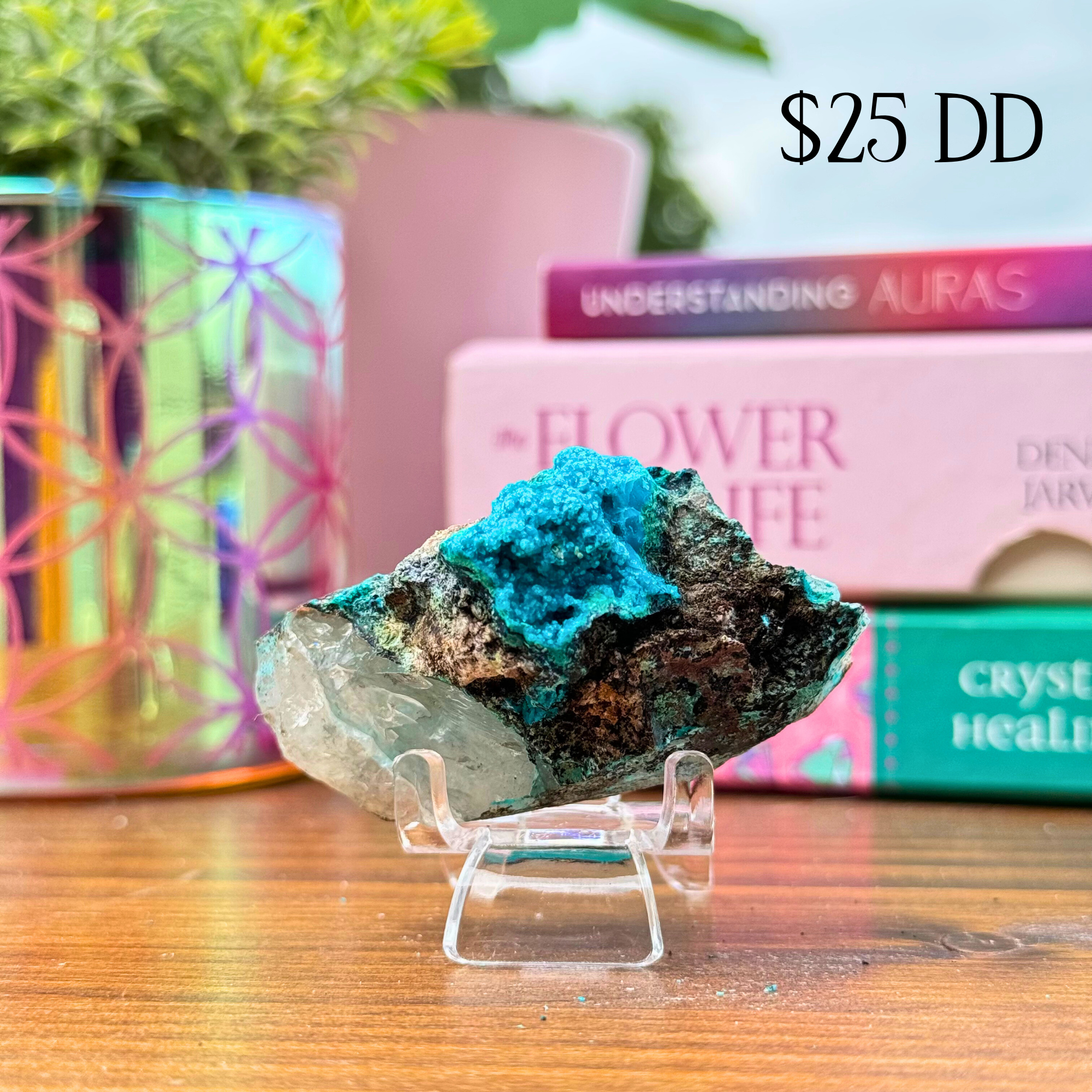 Chrysocolla on Quartz Clusters