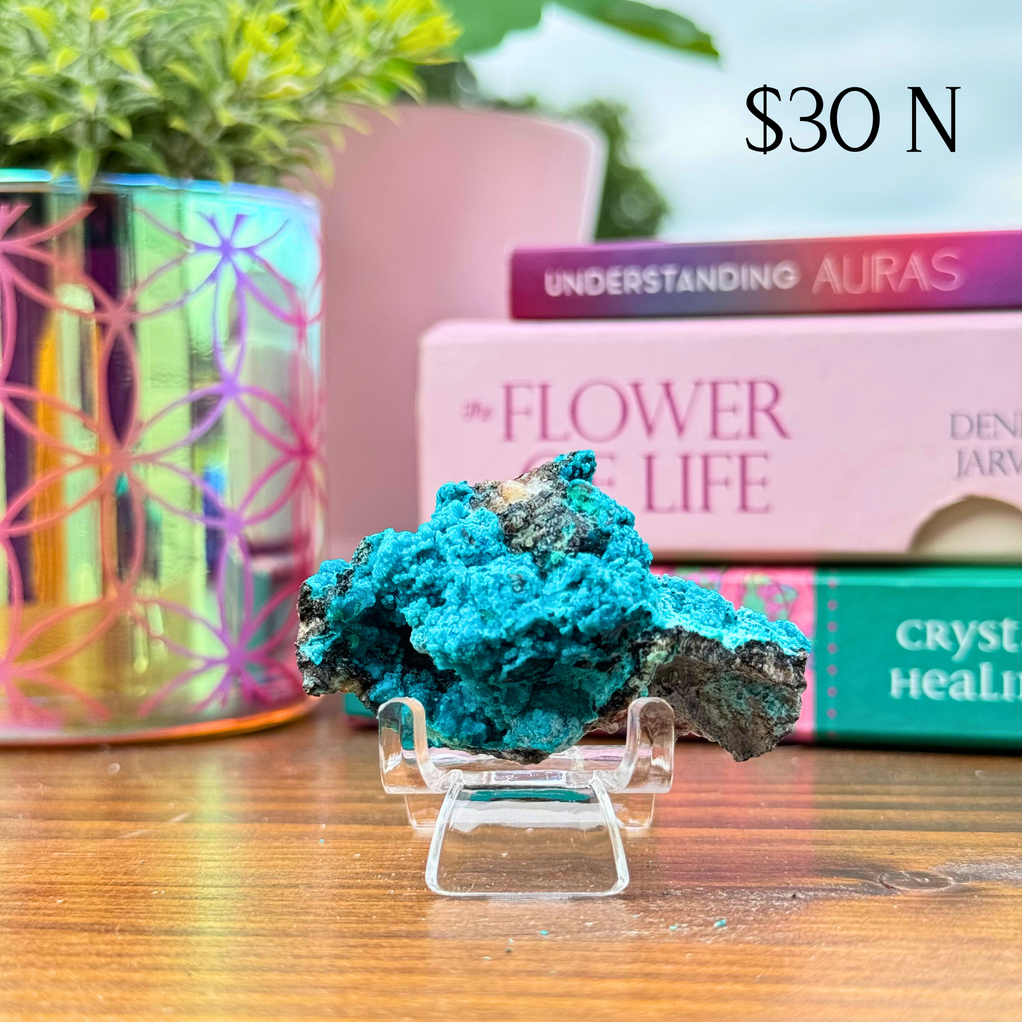 Chrysocolla on Quartz Clusters