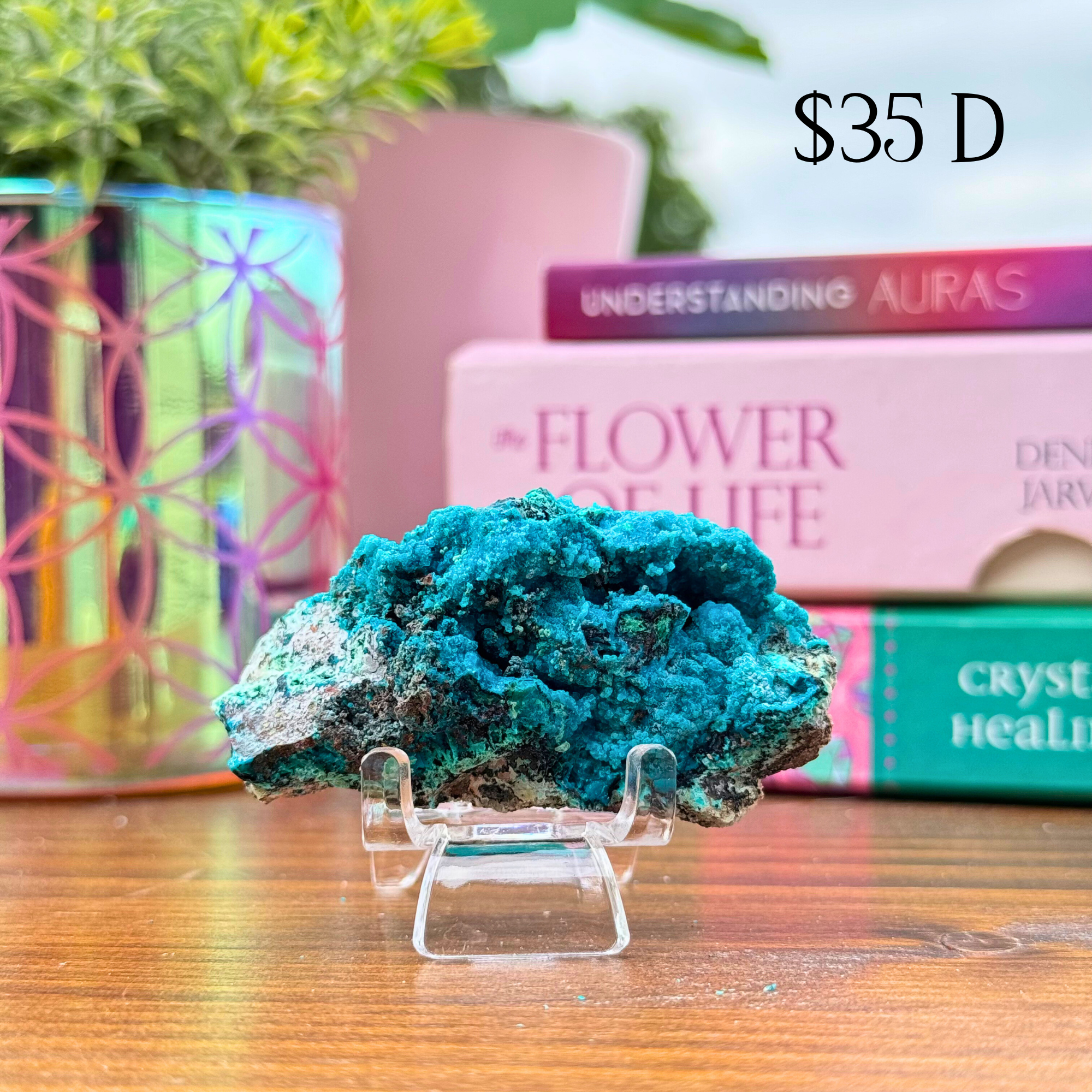Chrysocolla on Quartz Clusters