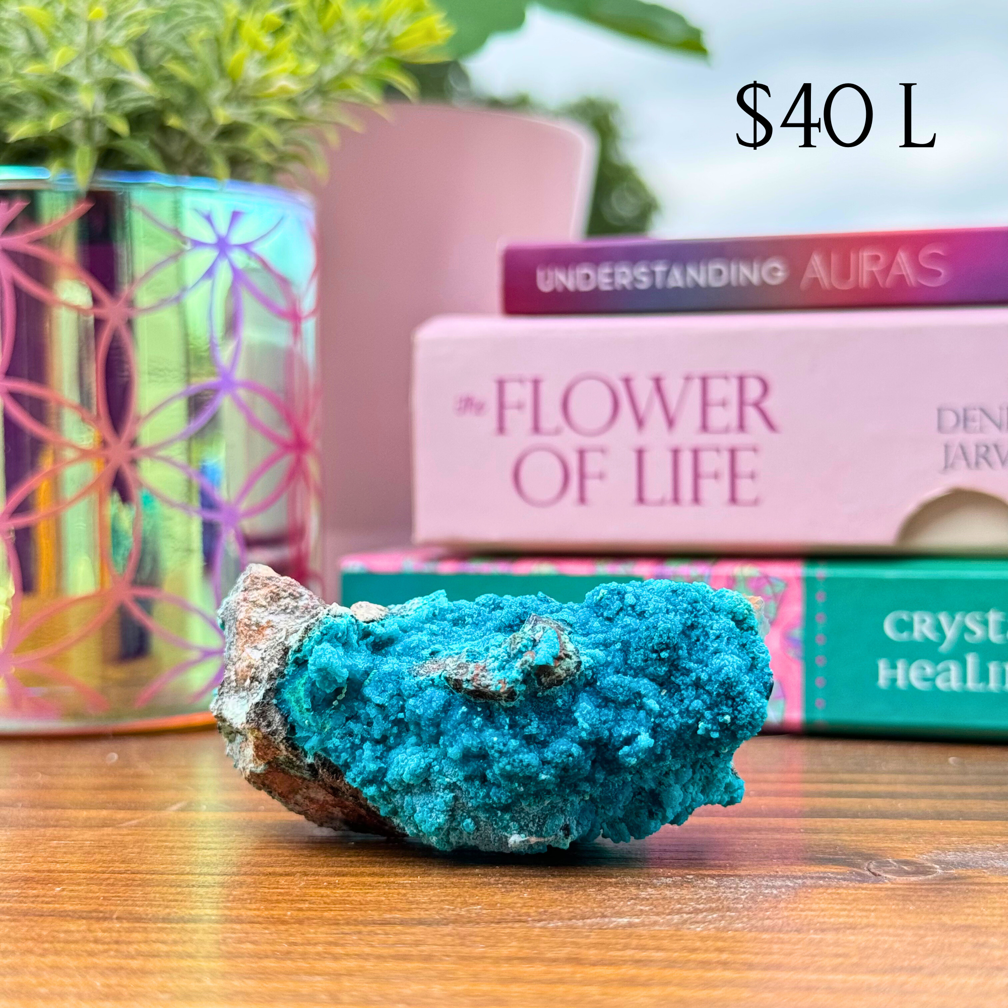 Chrysocolla on Quartz Clusters