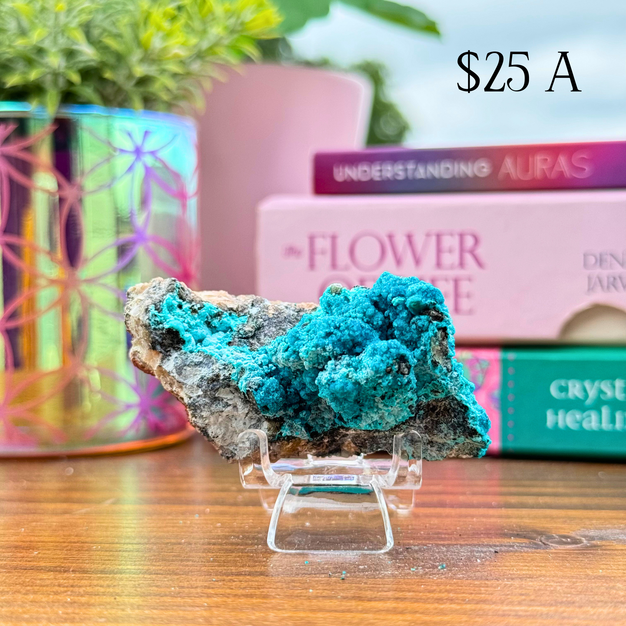 Chrysocolla on Quartz Clusters