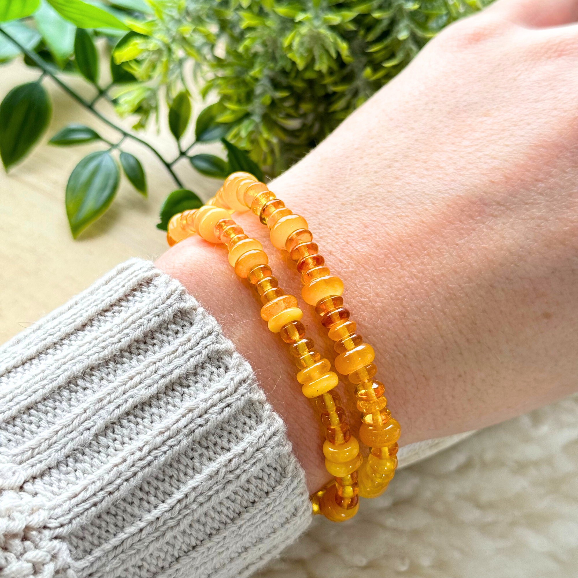 Amber Beaded Fossilized Resin Bracelet