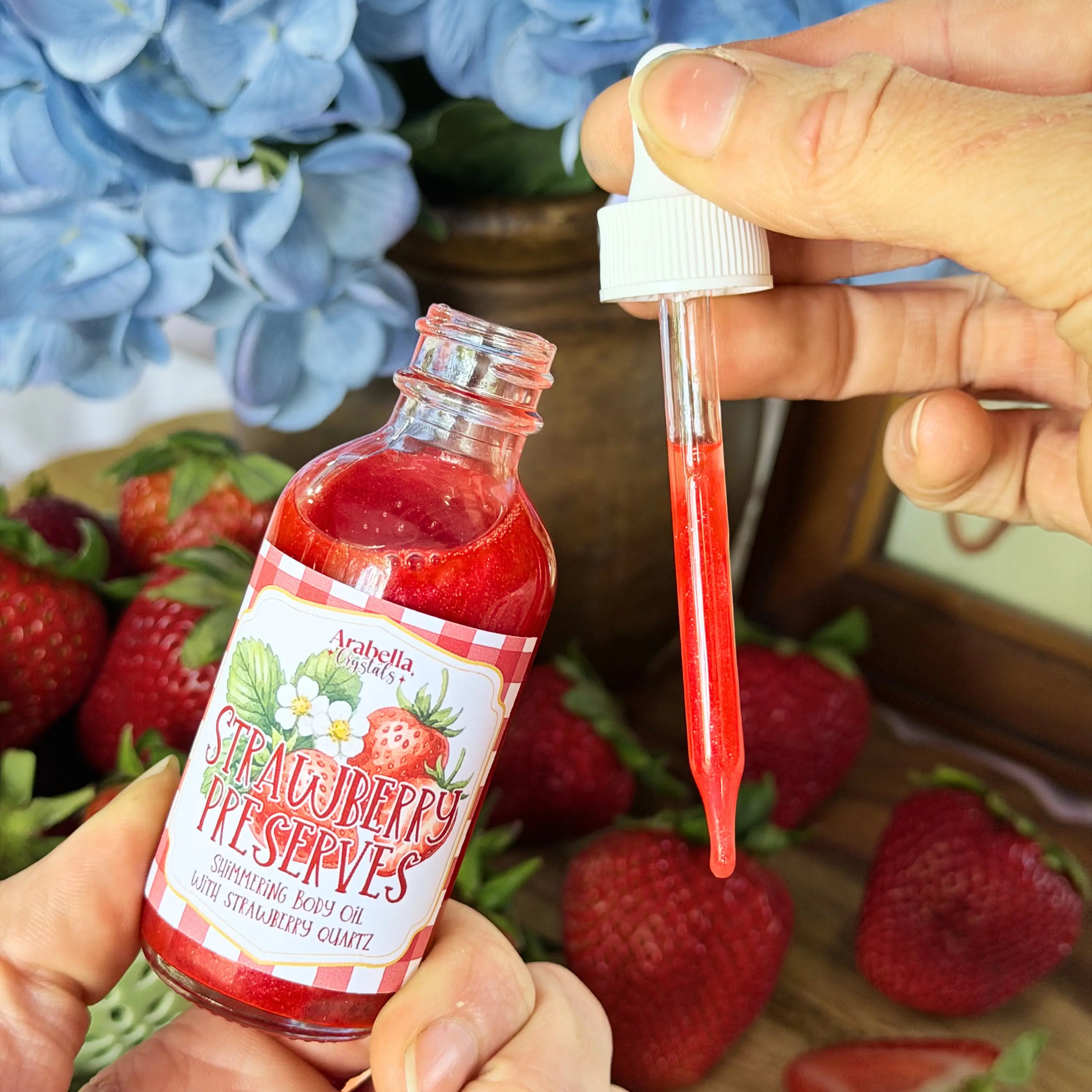 Strawberry Preserves Spring Homestead Shimmering Oil Notes of: Ripened Strawberries & Sugar