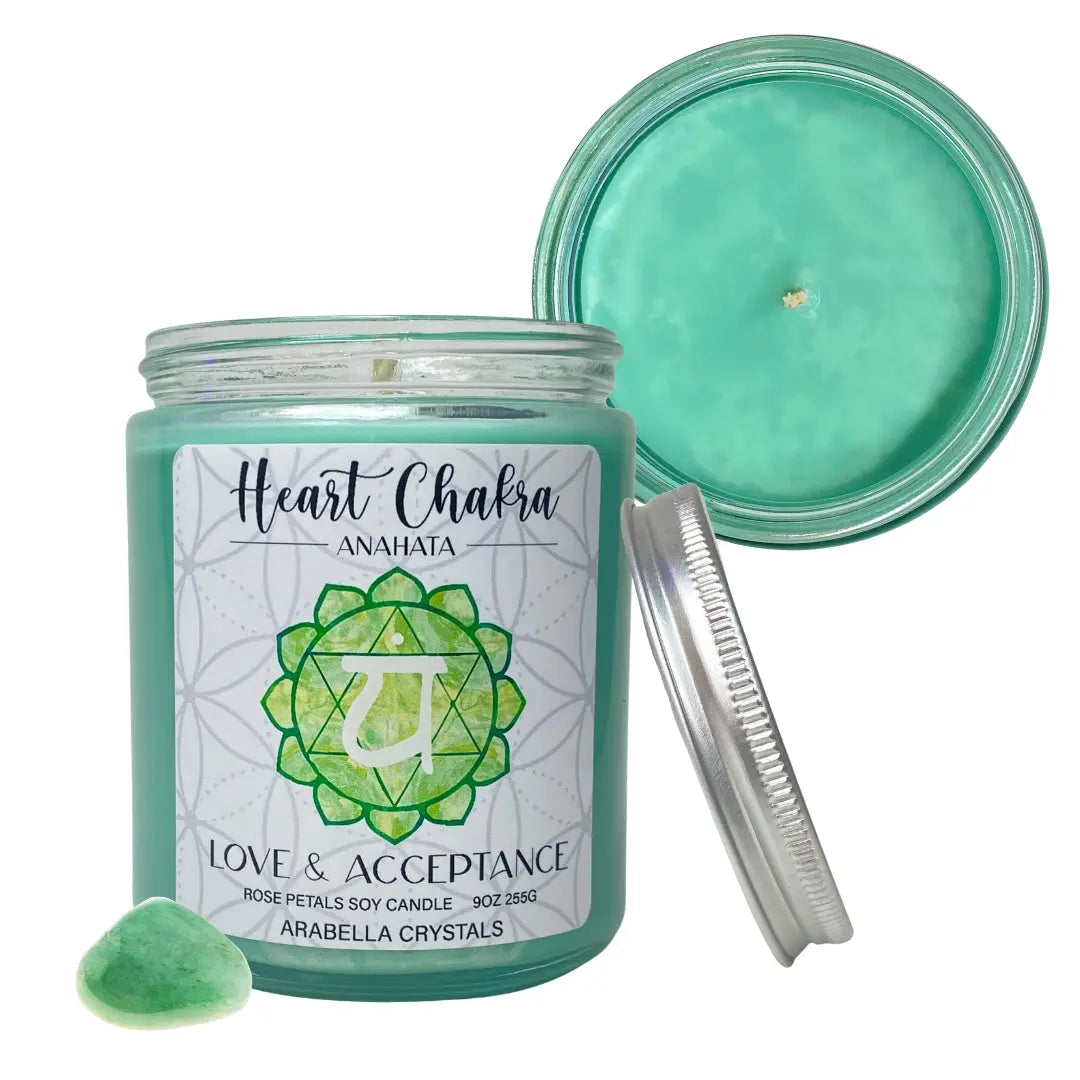 Heart Chakra Candle Notes of: Rose, Green Leaves & Carnation