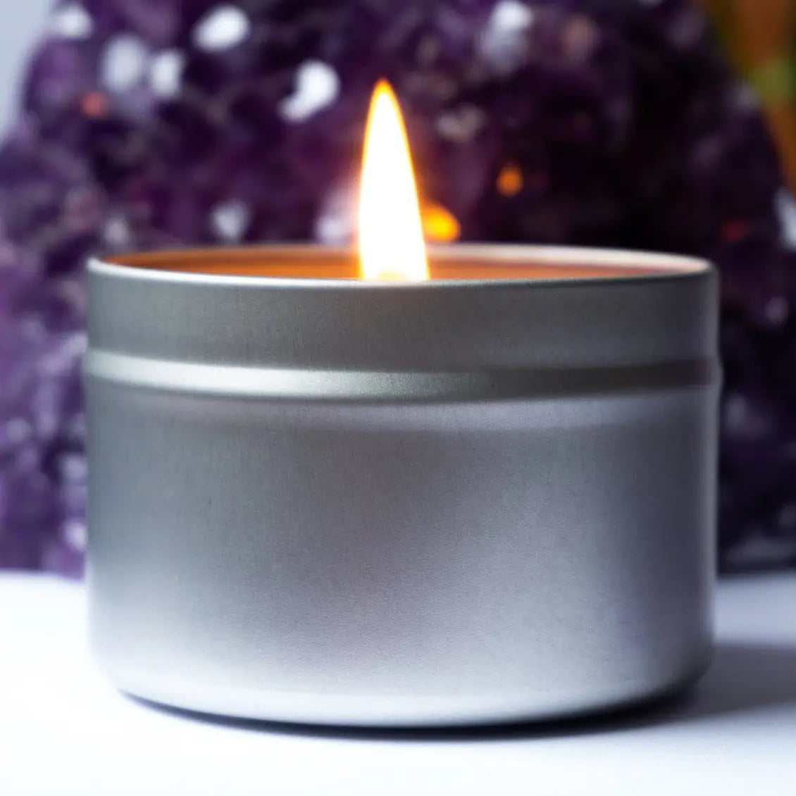 Crown Chakra Candle Tin Notes of: Frankincense, Myrrh & Amber