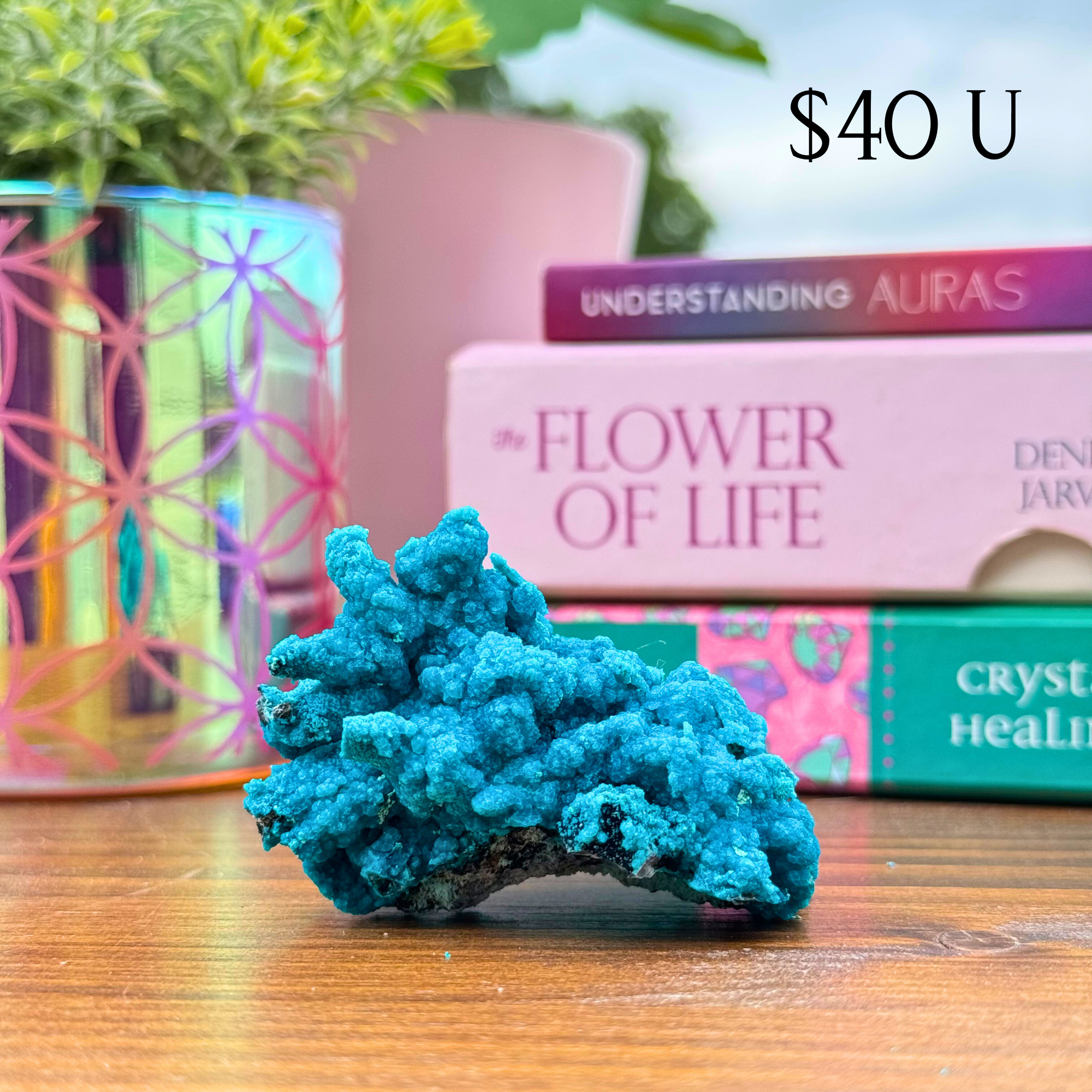 Chrysocolla on Quartz Clusters