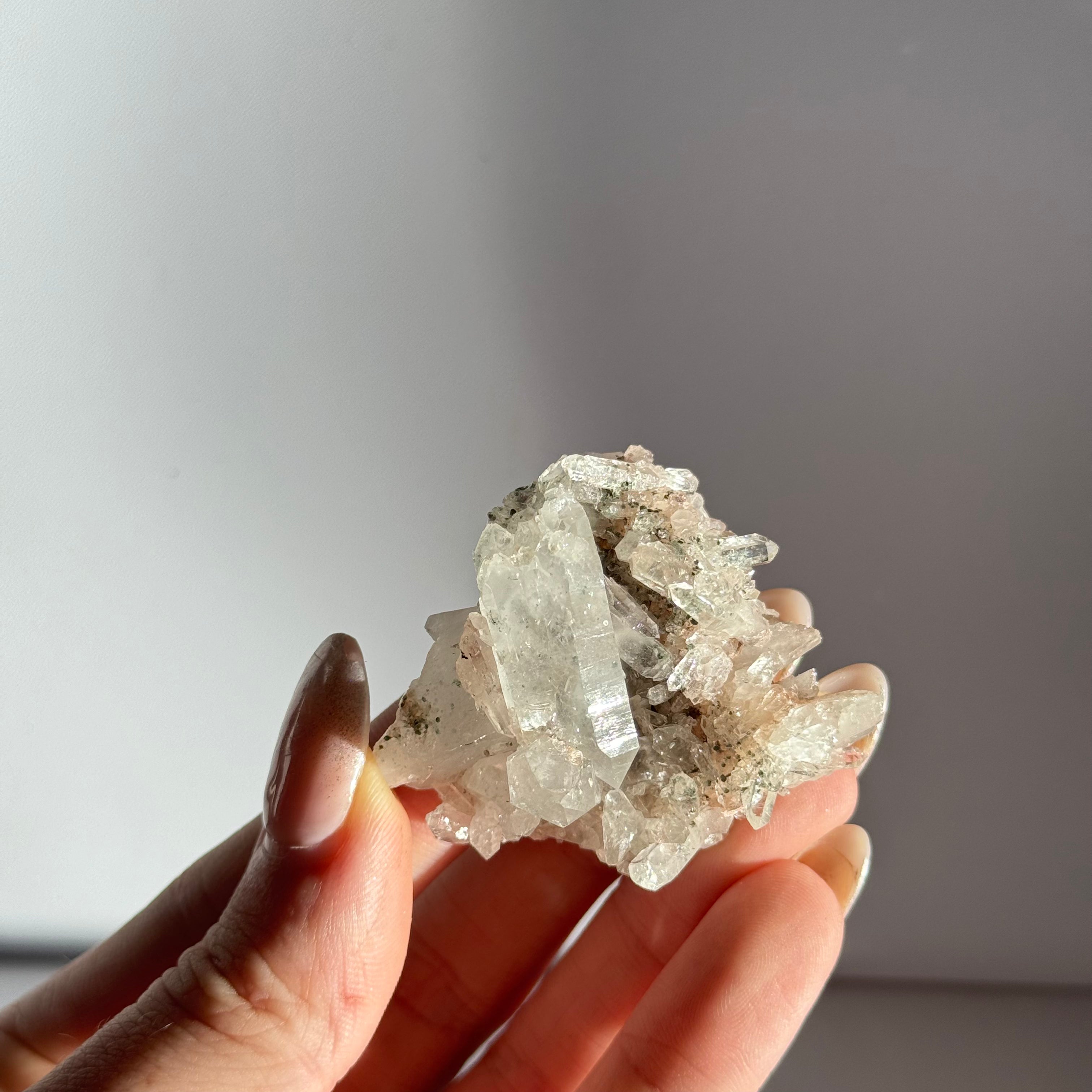 Lithium Quartz Cluster