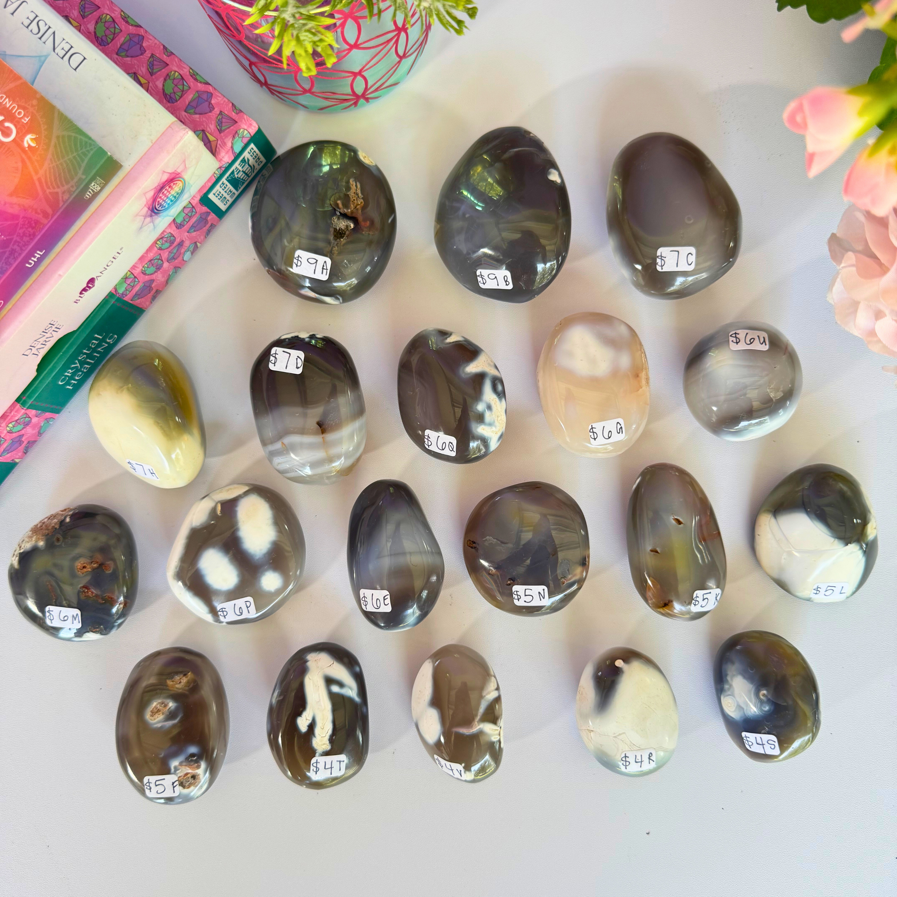 Orca Agate Palm Stones